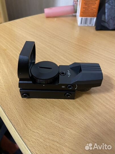 Коллиматорный прицел новый