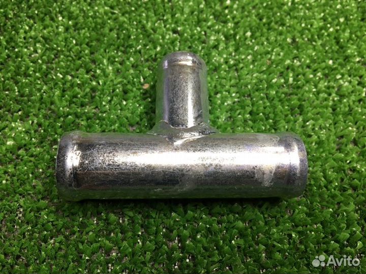 Переходник шланга D20*18*20 тройник угол 90