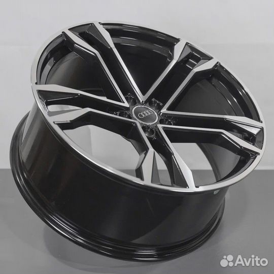 Литые диски R22 Audi Q3