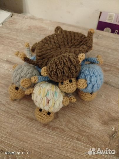 Вязанные милые подставки для кружек