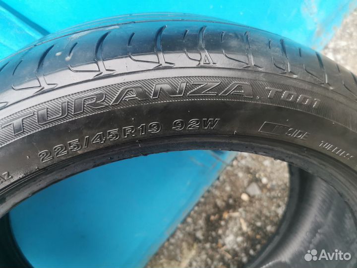 Bridgestone Turanza T001 225/45 R19