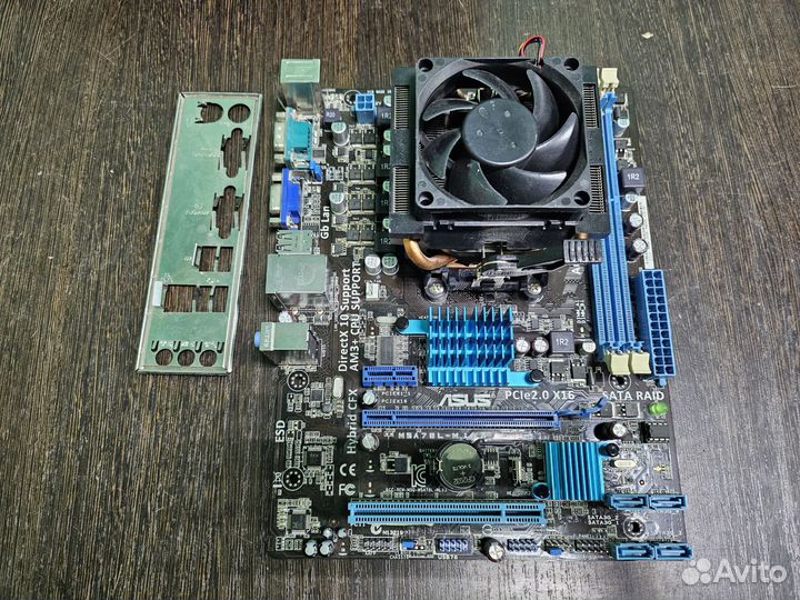 Материнская плата