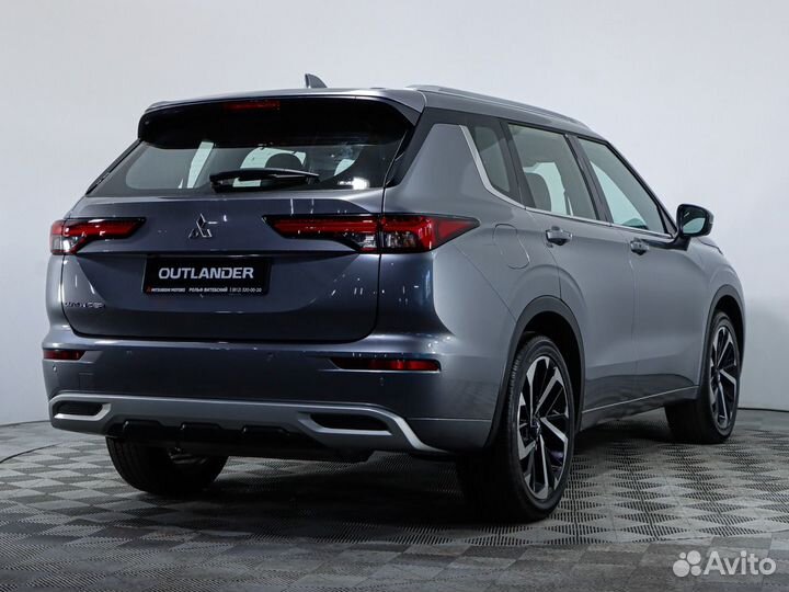 Mitsubishi Outlander 2.5 CVT, 2022