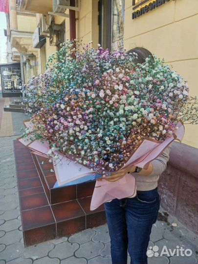 Букет из гипсофилы облако из крашенной гипсофилы в