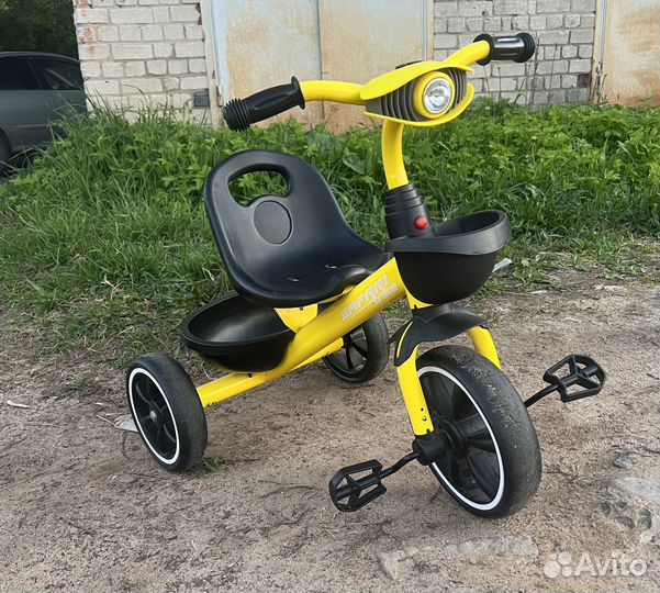 Велосипед детский, трёхколёсный