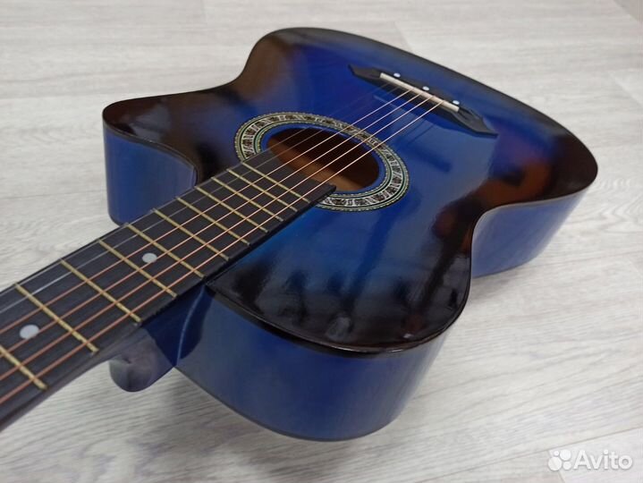 Новая акустическая гитара