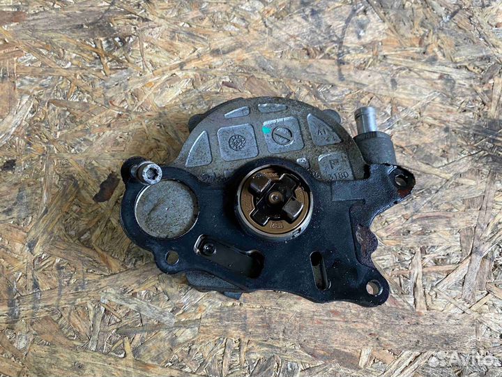 Насос вакуумный Volkswagen CC (3C8 2008- в произво