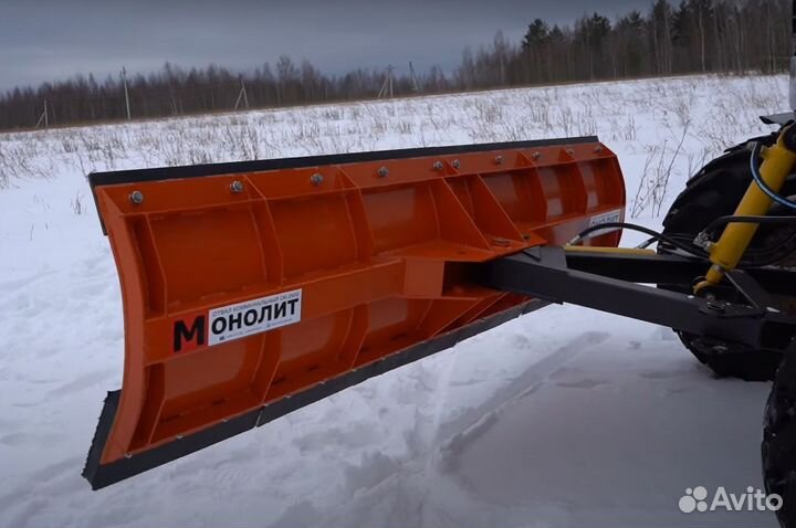 Отвал с гидраповоротом на Т40 Монолит ок2500