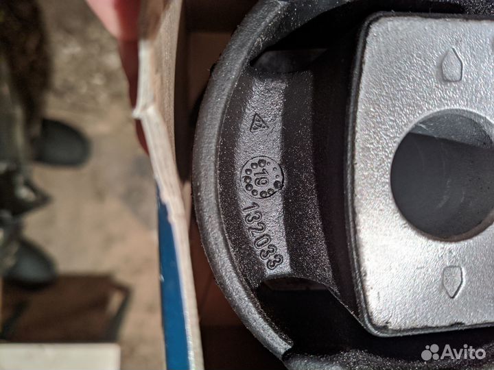 Сайлентблок BMW Lemforder 1330601