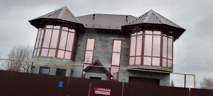 Дом 250 м² на участке 8 сот.