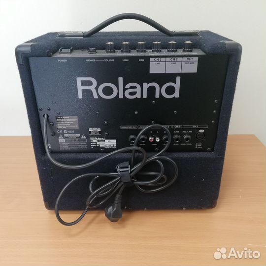 Клавишный комбо-усилитель Roland KC-60