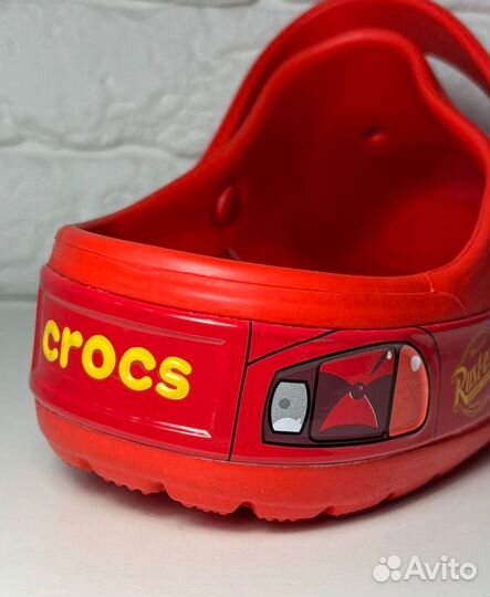 Crocs маквин