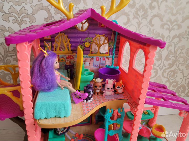 Дом Олейни энчантималс. Дом + куклы и питомцы