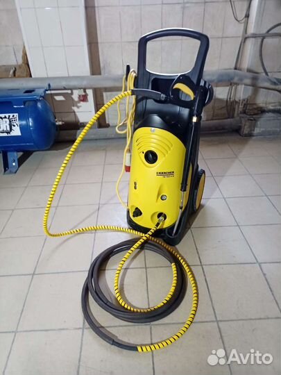 Мойка высокого давления karcher