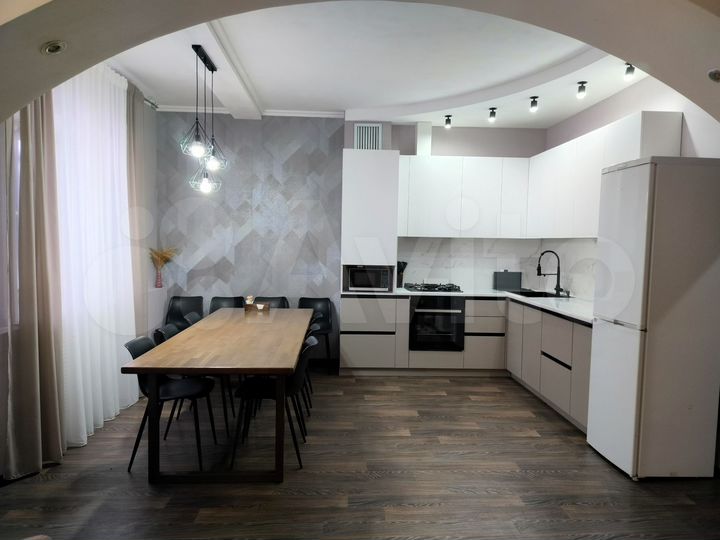 Коттедж 130 м² на участке 6 сот.