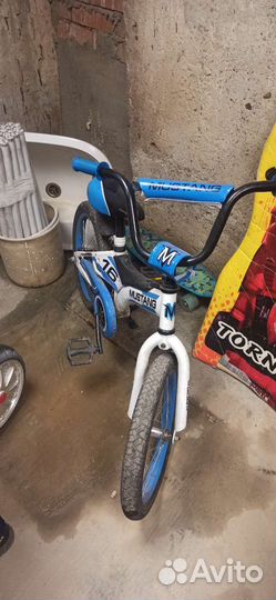 Детский велосипед четырехколесный