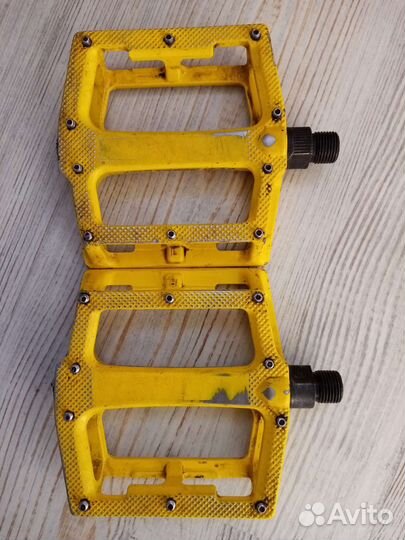 Педали Revers Super Shape 3d (yellow)
