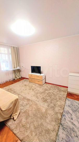 2-к. квартира, 52 м², 2/5 эт.