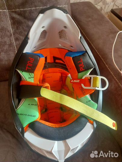 Шлем кроссовый бу,Ls2