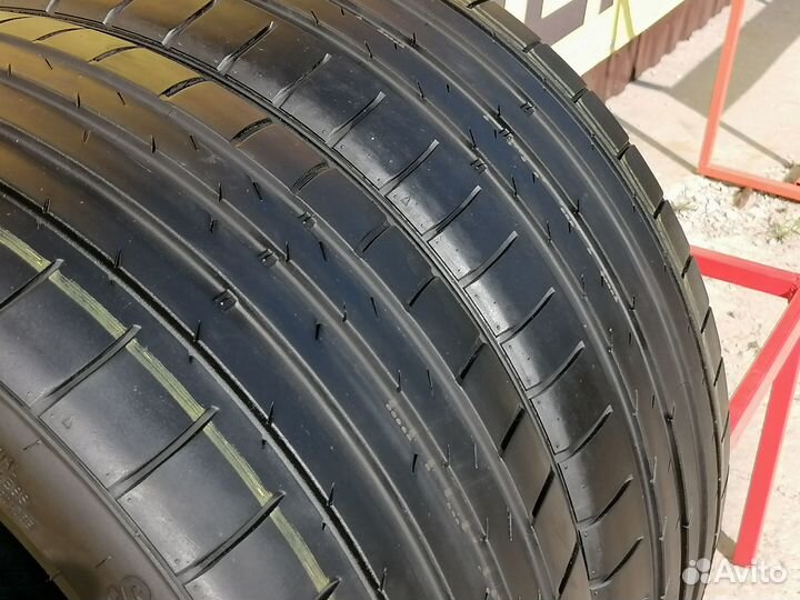 Gripmax SureGrip Pro Sport 235/35 R19