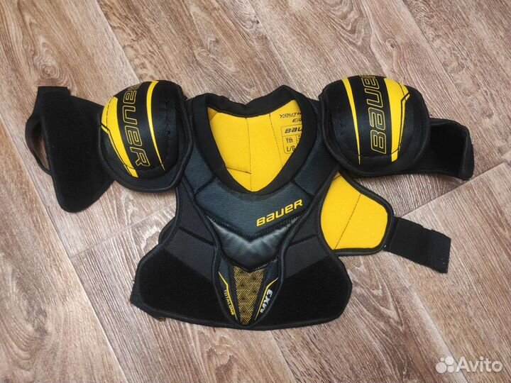 Нагрудник хоккейный детский