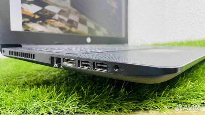 Ноутбук HP AMD A6-9229 / 8GB / SSD 256GB