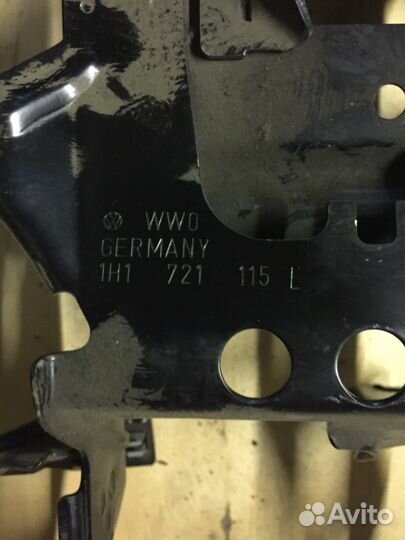 Педальный узел Фольксваген Гольф 3