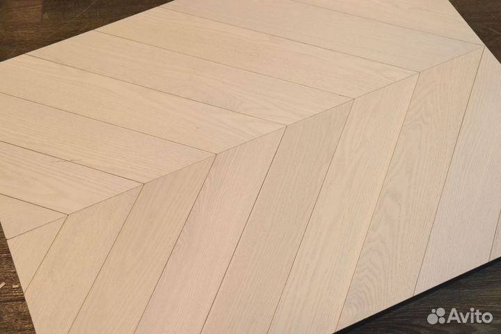 Паркет / Паркетная доска елочка клеевая