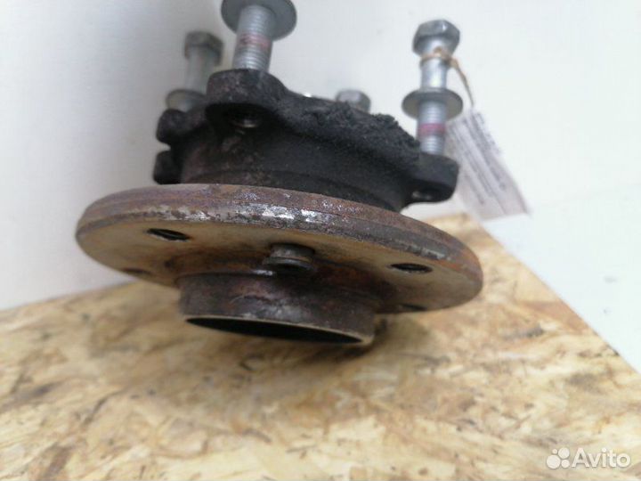 Ступица передняя Bmw E90 E87