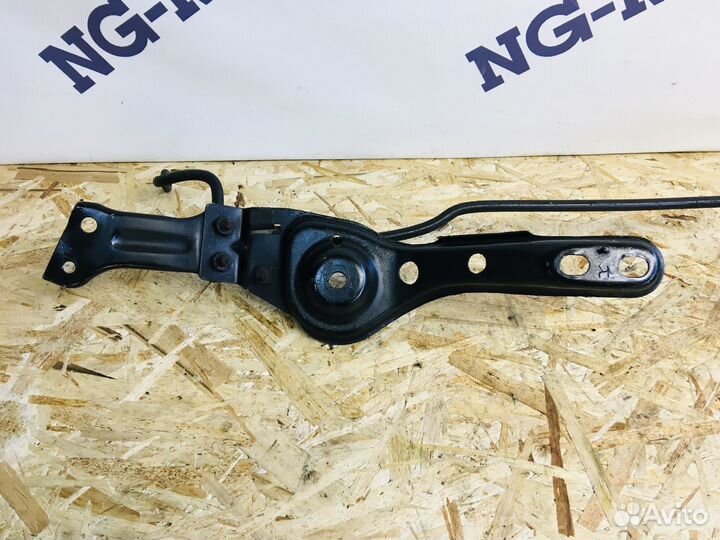 Стабилизатор задний Toyota Mark II GX81