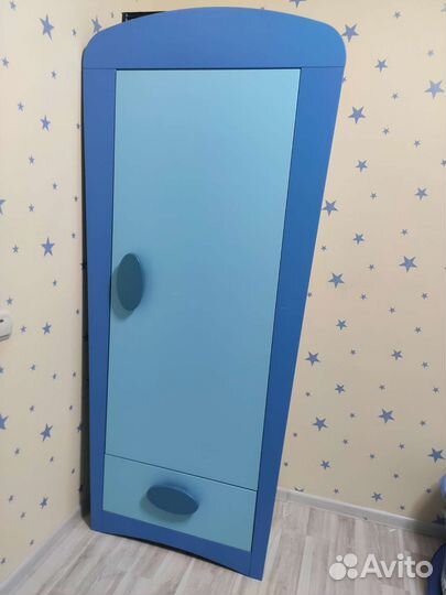 Кровать детская, шкаф, тумбочка mammut