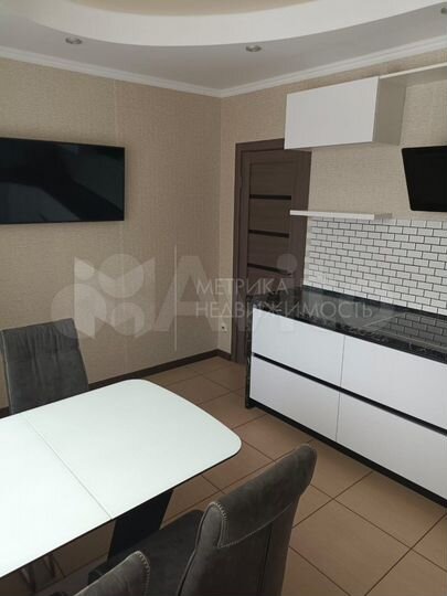 3-к. квартира, 94,5 м², 9/16 эт.