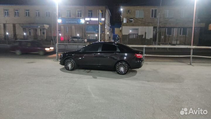 Сиденья на Весту