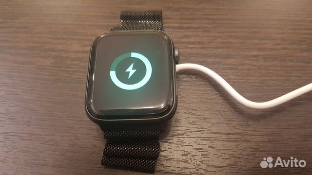 Зарядка для Apple Watch (новая)