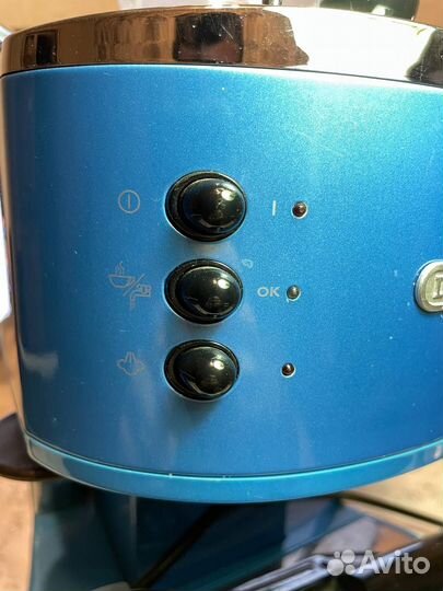 Кофеварка рожковая De'Longhi Icona ECO 311. B