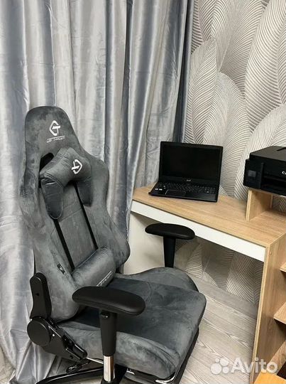 Компьютерное офисное кресло с массажем (новые)