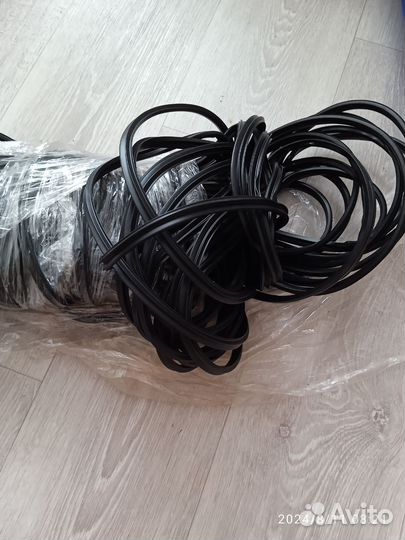 Уплотнитель для окон новый