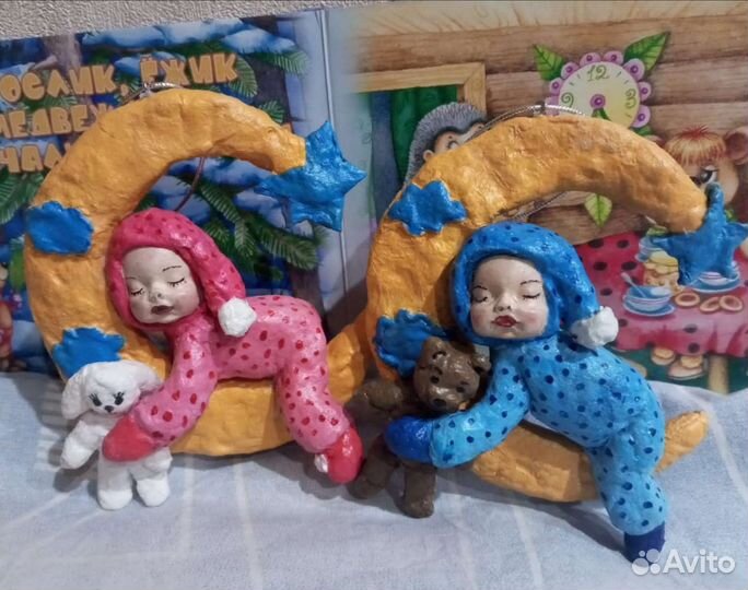 Ватная игрушка малыш на луне