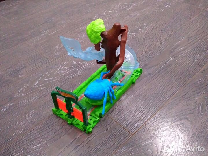 Хотвилс трек