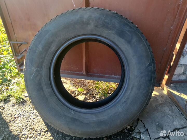 Kumho I'Zen Ice Power KW21 245/70 R16 102G