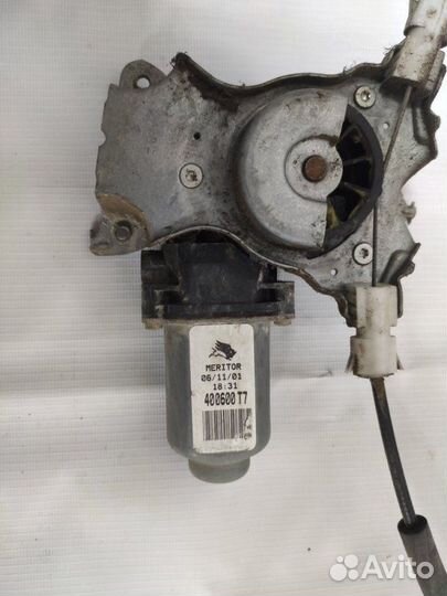 Механизм стеклоподъемника передний правый Nissan