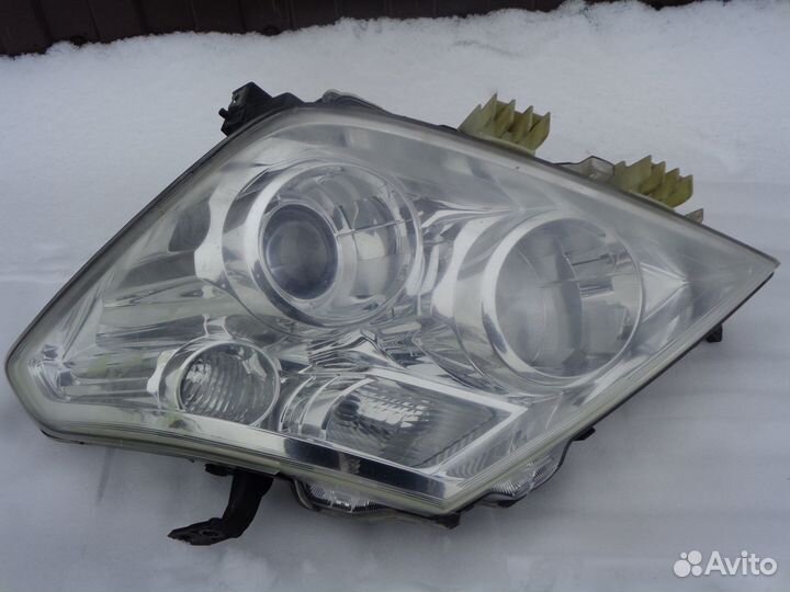 Nissan patrol y62 Фара левая/ правая