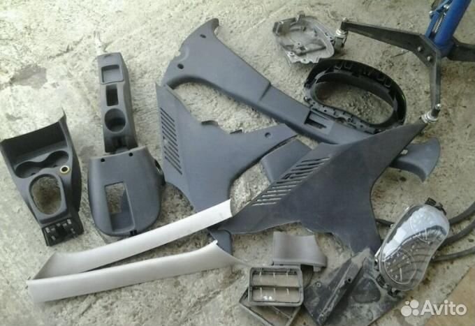 Пластик салона Renault Logan 1