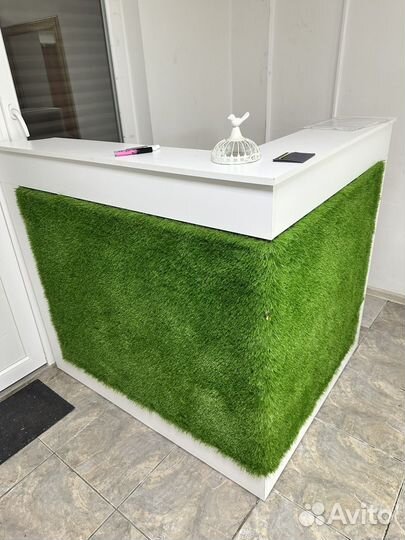 Шкаф витрина