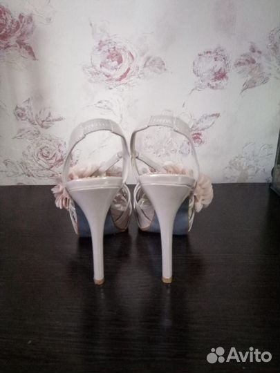 Босоножки 35 размер Dorothy Perkins