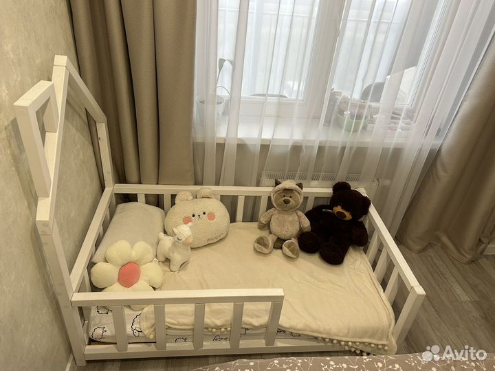 Детская кровать домик с матрасом 78 х 148