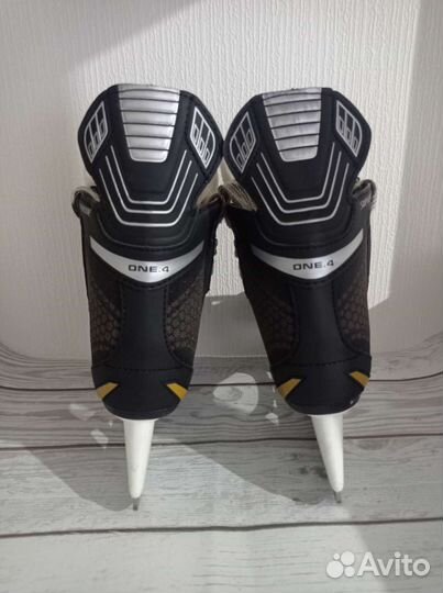 Коньки хоккейные детские Bauer 31