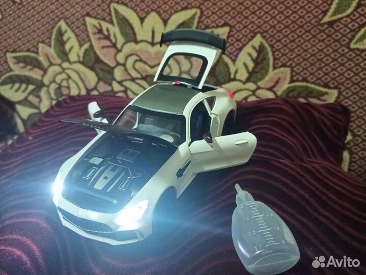 Mercedes GT 1:24