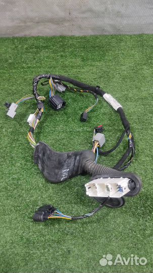 Проводка двери передней левой Ford Fiesta (CB1) 2