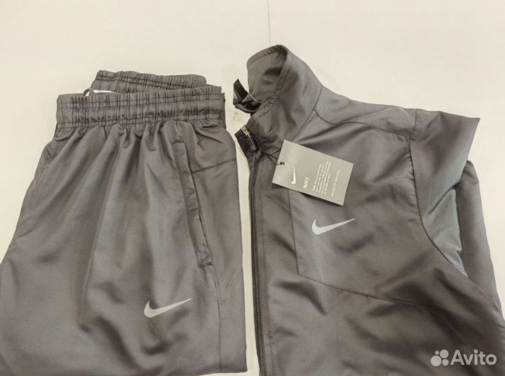 Спортивный костюм Nike